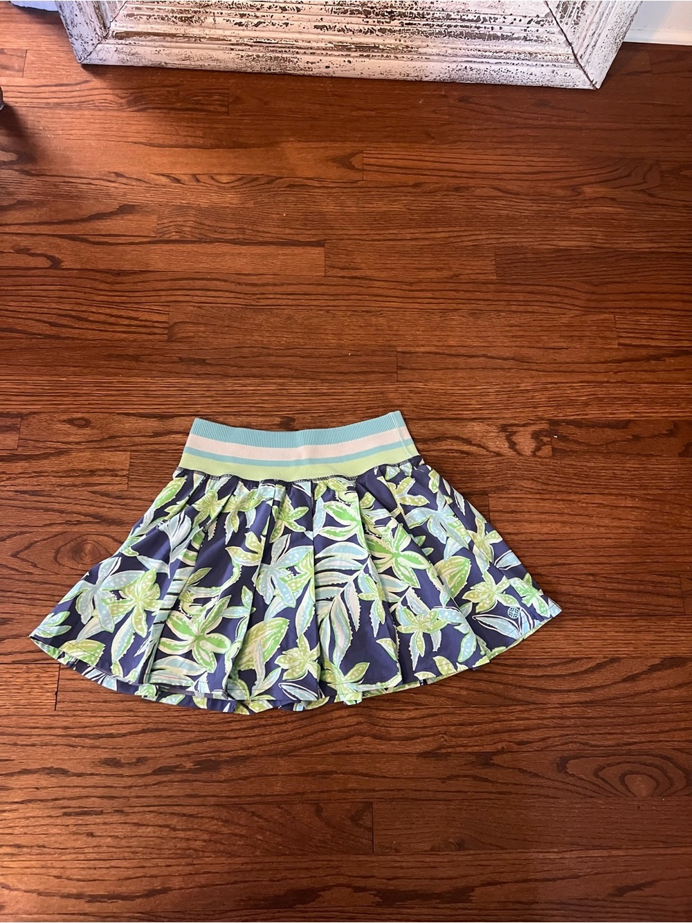 Floral Leaf Print Navy & Lime Pleated tennis Skirt-Lilly Pulitzer